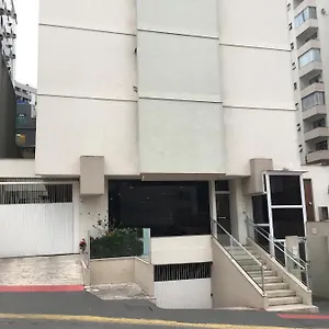 Apto Climatizado -garagem , Florianópolis Brasil